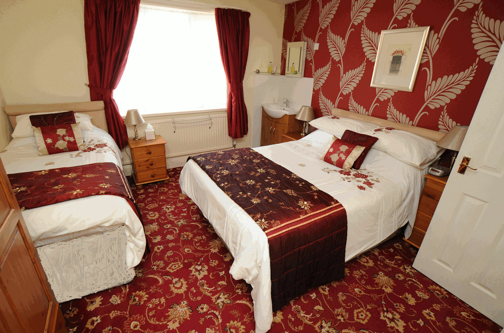 The Hillcrest Hotel Scarborough Bagian luar foto
